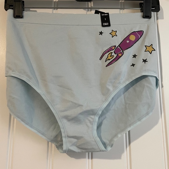 Cute and Spacey Seamless - Picture 2 of 2